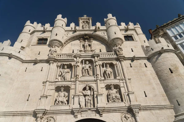Burgos (Spanje): historische gebouwen — Stockfoto