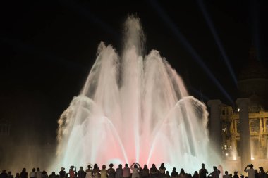 Barcelona (İspanya): sihirli Çeşmesi