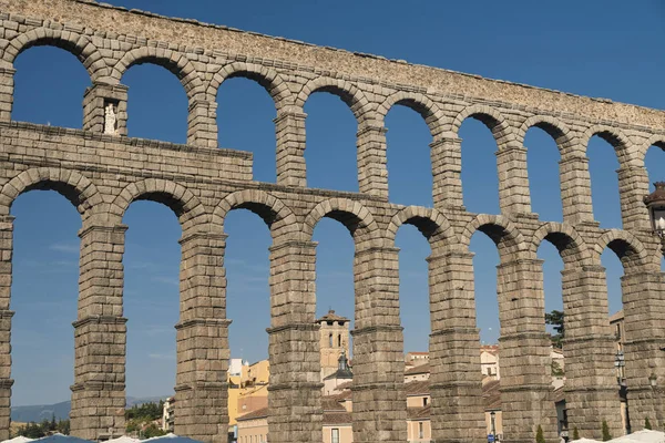 Segovia (spanien): römisches Aquädukt — Stockfoto
