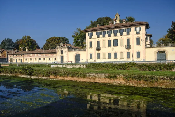 Cassinetta di Lugagnano (Milán, Italia): Villa Visconti Maineri — Foto de Stock