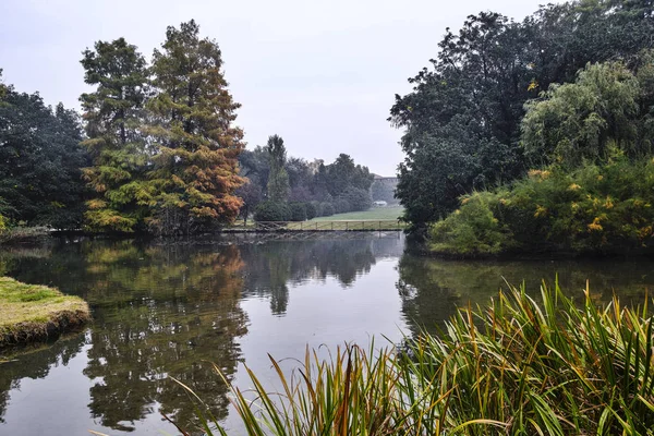 Milan (Włochy): Park Sempione o jesieni — Zdjęcie stockowe