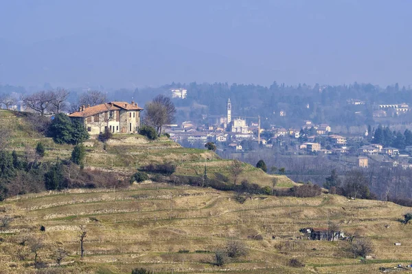 Winter landscape near Montevecchia — Stock Photo, Image