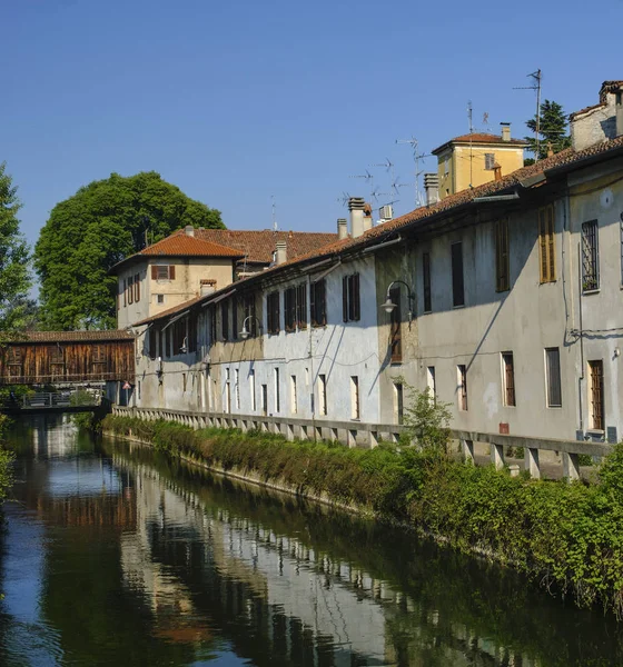 Gorgonzola (Milano), längs Martesana kanal — Stockfoto