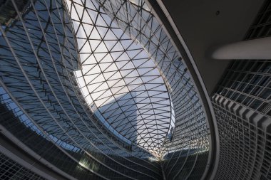 Milano (İtalya), Palazzo Lombardia, modern bina