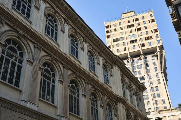 Milano (İtalya): Torre Velasca — Stok fotoğraf