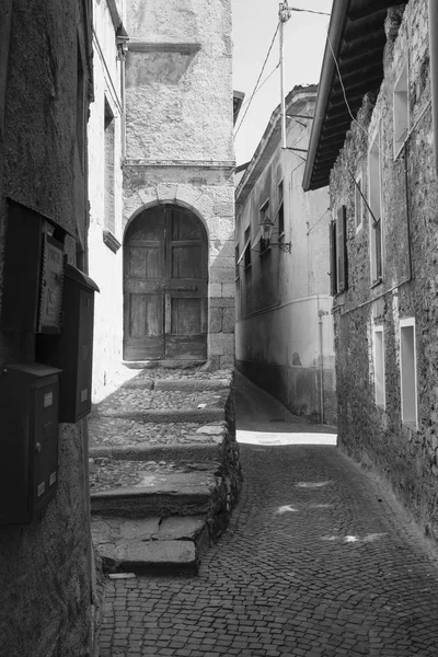Asso (Como, Itália), rua velha típica — Fotografia de Stock
