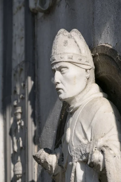 Certosa di Pavia (İtalya), tarihi kilise