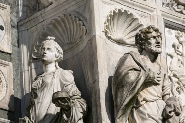 Certosa di Pavia (İtalya), tarihi kilise