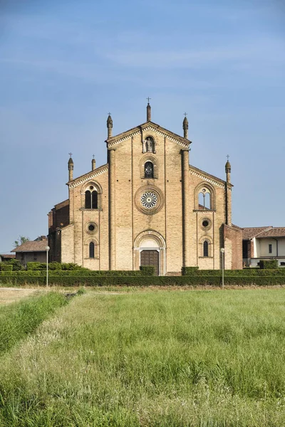 LODIVECCHIO (Lodi, İtalya): kilise San Bassiano — Stok fotoğraf