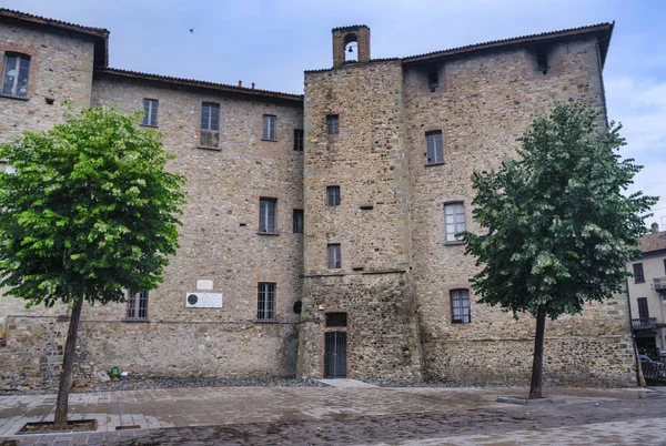 Pianello Val Tidone (Piacenza, Italy): castle — Stockfoto