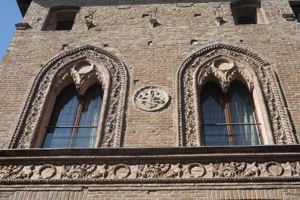 Fiorenzuola d 'Arda (Piacenza), old building — стоковое фото