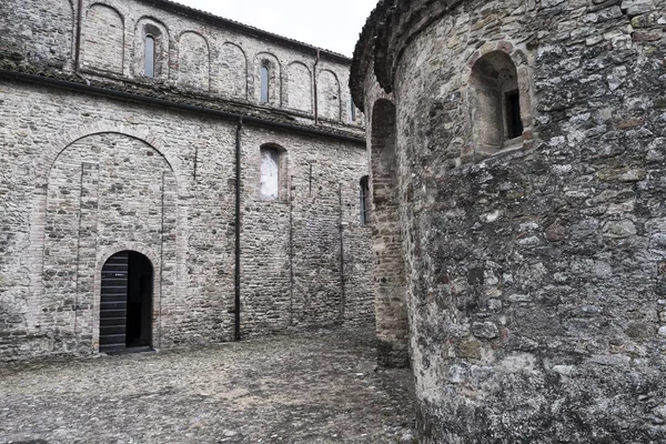 Vigolo 候爵 （皮亚琴察，意大利）： 中世纪教会 — 图库照片