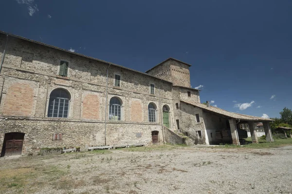 Torrechiara (İtalya yakınındaki kırsal Kalesi)