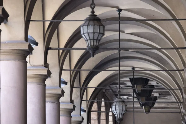 Bologne (Italie) : portique typique — Photo