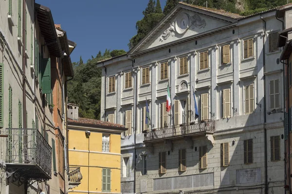 Briighella (Ravenna, İtalya): Guglielmo Marconi Meydanı