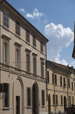 Forli (İtalya): tarihi bina