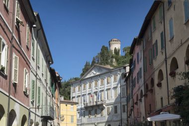 Briighella (Ravenna, İtalya): Guglielmo Marconi Meydanı