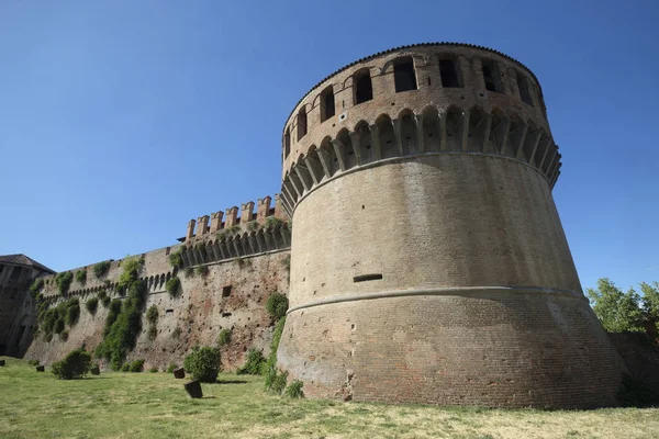 Imola (Bolonha, Itália): o castelo — Fotografia de Stock