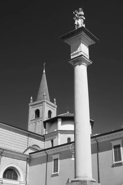 Forli (Italia): edifici storici — Foto Stock