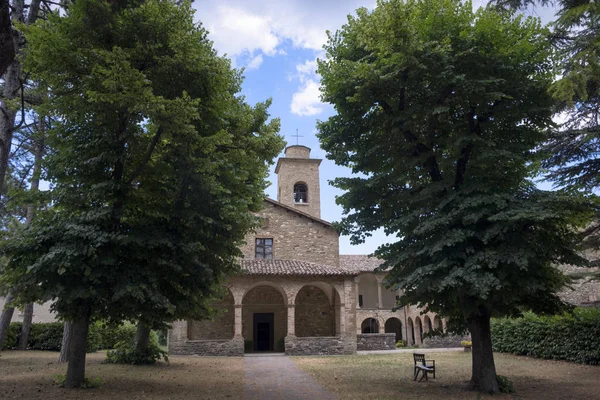 San Giovanni Battista templom Carpegna (Marche, Olaszország) — Stock Fotó