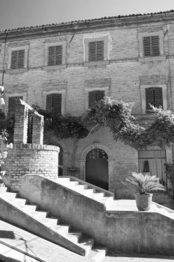 Corinaldo (yürüyüşleri, İtalya) sabah