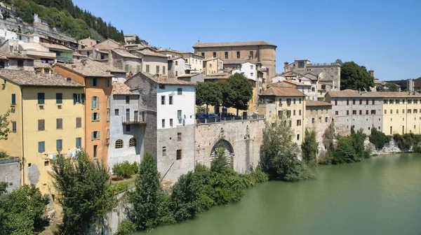 Fossombrone (yürüyüşleri, İtalya)