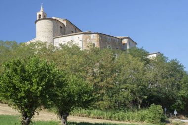 Sorbolongo (Fossombrone, yürüyüşleri): tarihi Köyü