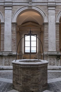 Fermo (yürüyüşleri, İtalya)