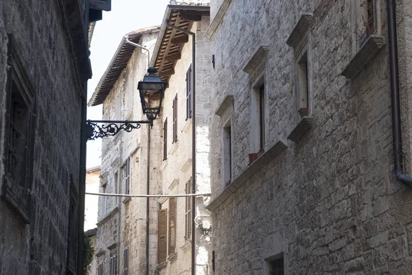 Ascoli Piceno (Marche, Italia), edifici storici — Foto Stock