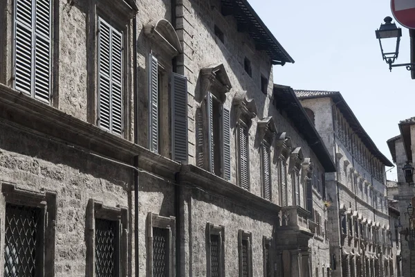 Ascoli Piceno (Marches, Italy), historic buildings — Stock Photo, Image