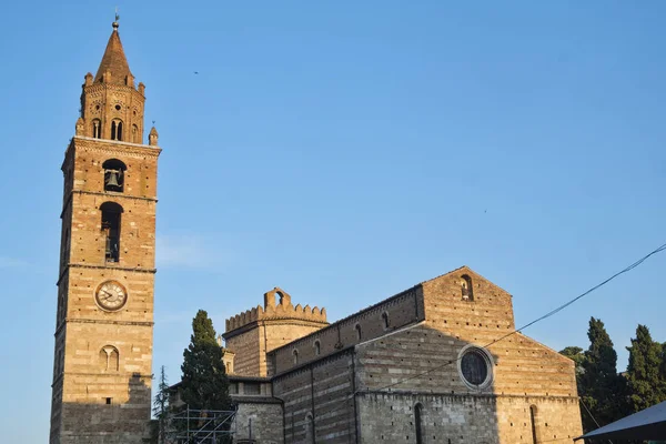 Teramo (Abruzzi), katedral — Stok fotoğraf
