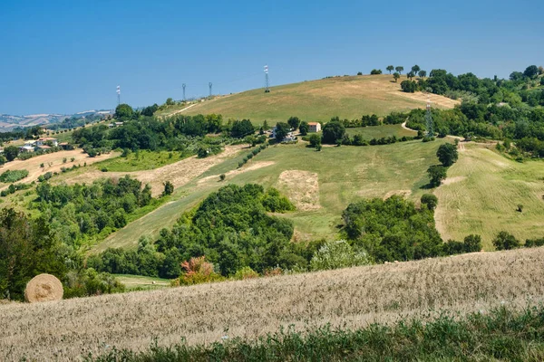 Paesaggio vicino ad Ascoli Piceno in estate — Foto Stock