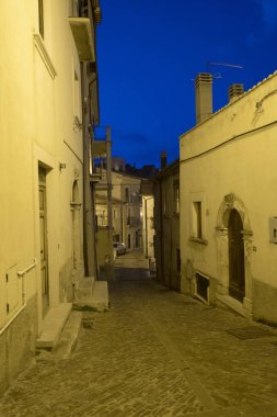 Rivisondoli (Abruzzi) gece