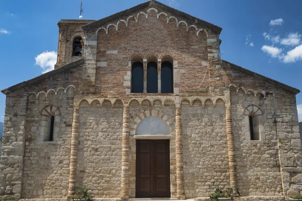 Civitaquana (Pescara, Italia): iglesia —  Fotos de Stock