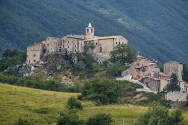 Dağ manzarası Maiella (Abruzzi)