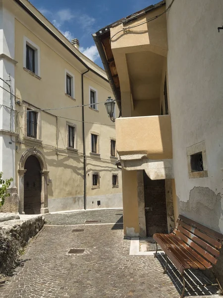 Pettorano sul Gizio (Abruzzen, Italien), historisches Dorf — Stockfoto