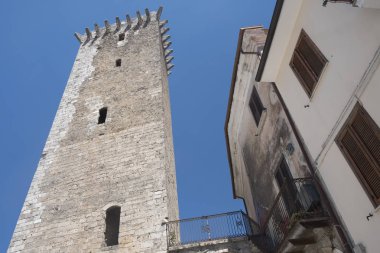 Cesena (Rieti, İtalya): Ortaçağ Kulesi