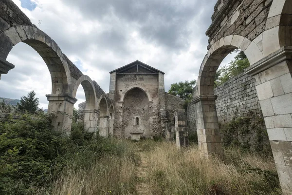 Ruins of Santa Maria di Cartegnano (Abruzzi, Italy) — Stock Photo, Image