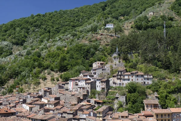 Antrodoco (Rieti, Lazio, Itália), vista panorâmica — Fotografia de Stock