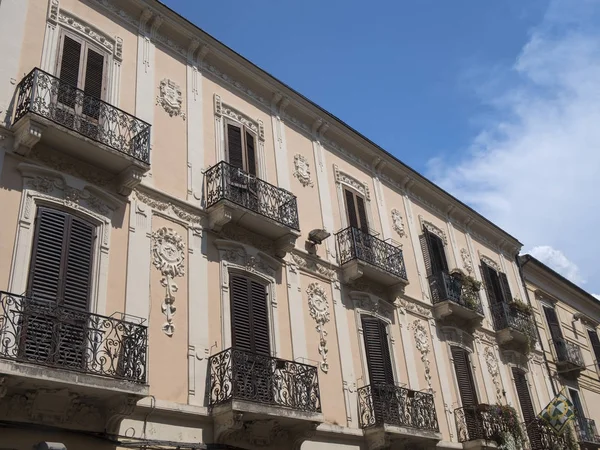 Sulmona (Abruzzi, Italy), historic buildings — Stock Photo, Image