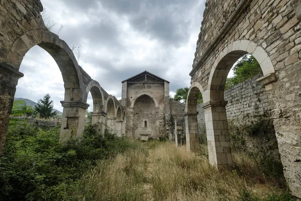 Ruins of Santa Maria di Cartegnano (Abruzzi, Italy) — Stock Photo, Image