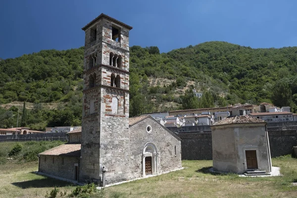 Iglesia medieval en Antrodoco (Rieti, Italia) ) —  Fotos de Stock