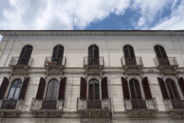 Sulmona (Abruzzi, İtalya), tarihi Sarayı