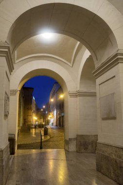 Rieti (İtalya), Bina, akşam tarihi
