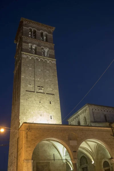 Rieti (İtalya), akşam Katedrali'nde — Stok fotoğraf