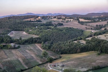Amelia (Umbria, İtalya): manzara