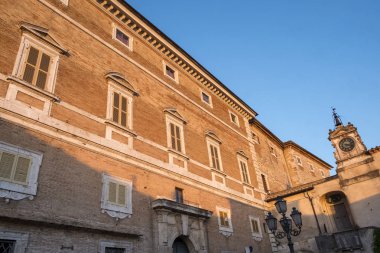 Amelia (Umbria, İtalya): tarihi kent