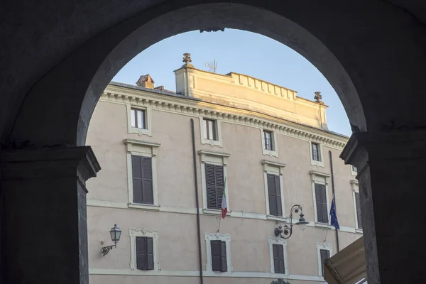 奥维多 (意大利翁布里亚), 再广场的历史建筑 — 图库照片