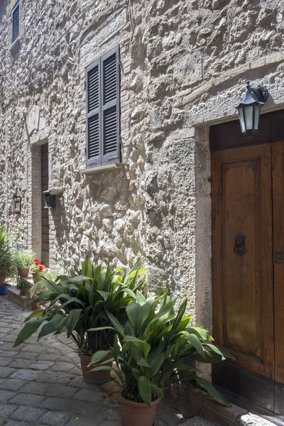 Ιστορική πόλη της Lugnano στην Teverina (Ούμπρια, Ιταλία) — Φωτογραφία Αρχείου