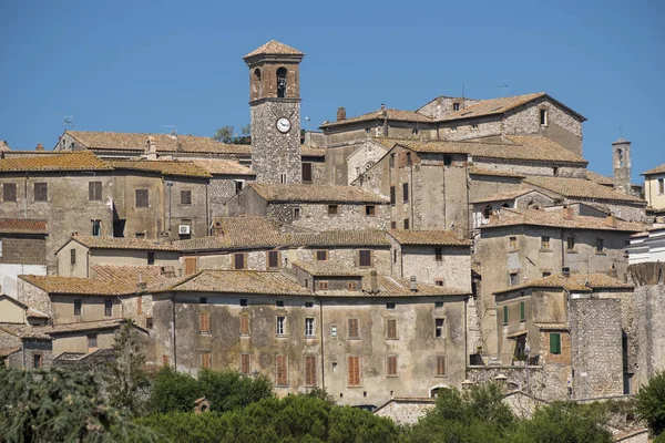 Lugnano teverina で (イタリア、ウンブリア州のパノラマ ビュー) — ストック写真